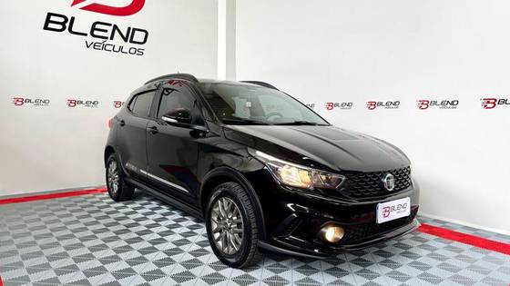 FIAT ARGO 1.8 E.TORQ FLEX TREKKING AT6
